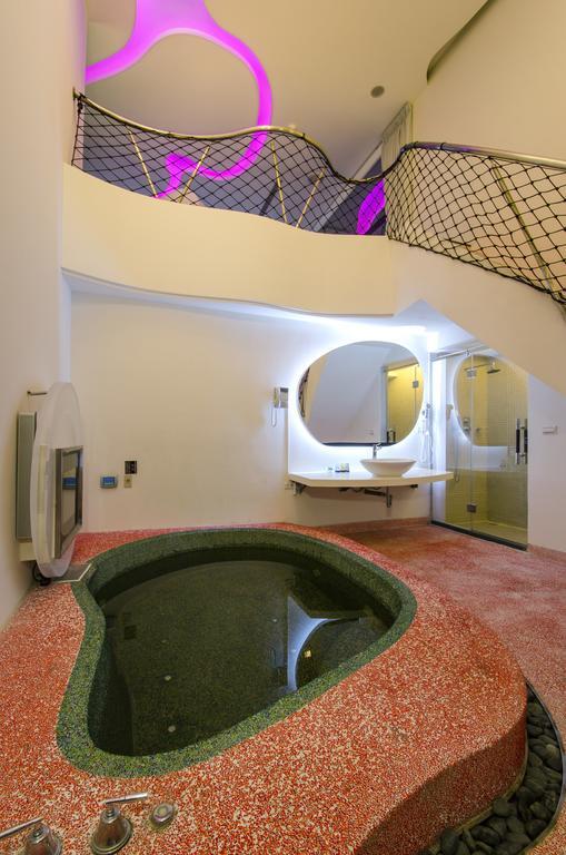 Ya Nold Fashion House Hotell Jiaoxi Exteriör bild